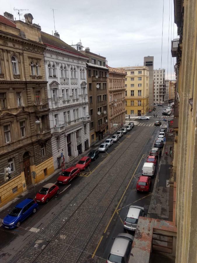 Hostel Irmas Praga Zewnętrze zdjęcie