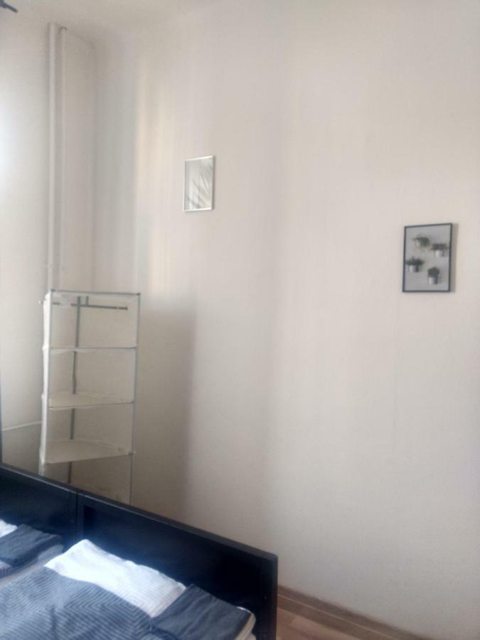 Hostel Irmas Praga Zewnętrze zdjęcie